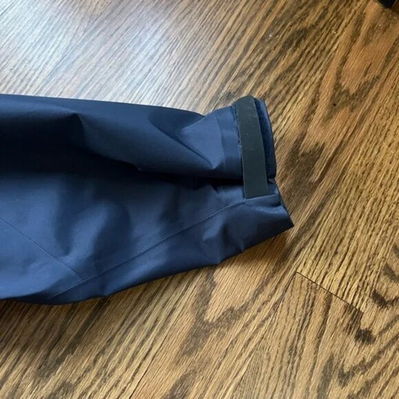 Arc'teryx  Beta SL Jacket - Women's - Picture 8 of 10